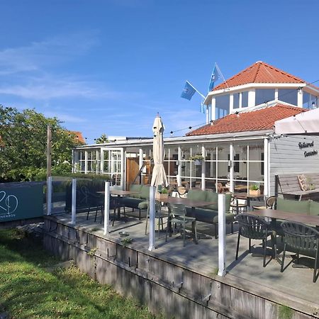 Strandhotel Dennenbos 东卡佩勒 外观 照片