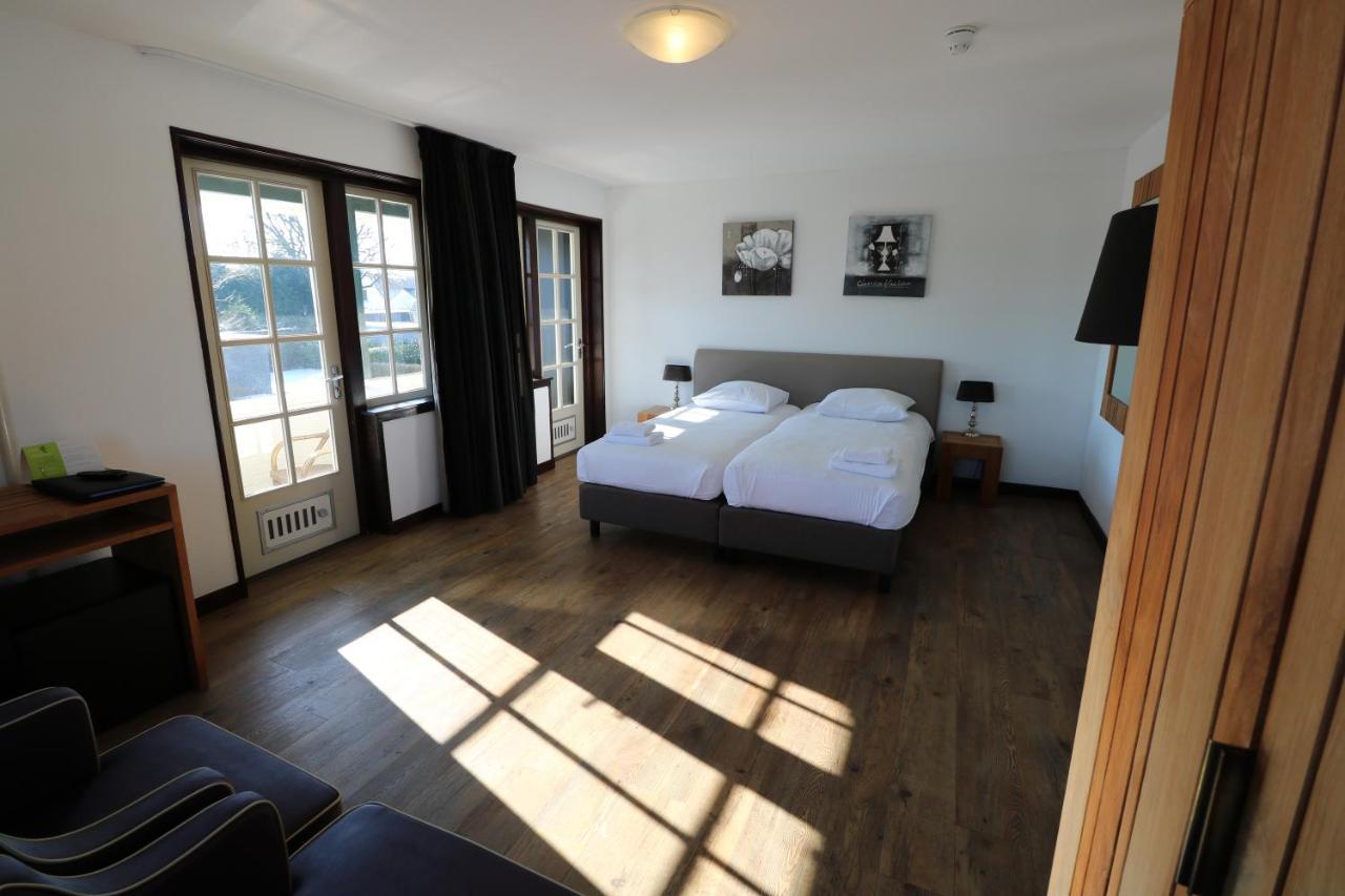 Strandhotel Dennenbos 东卡佩勒 外观 照片