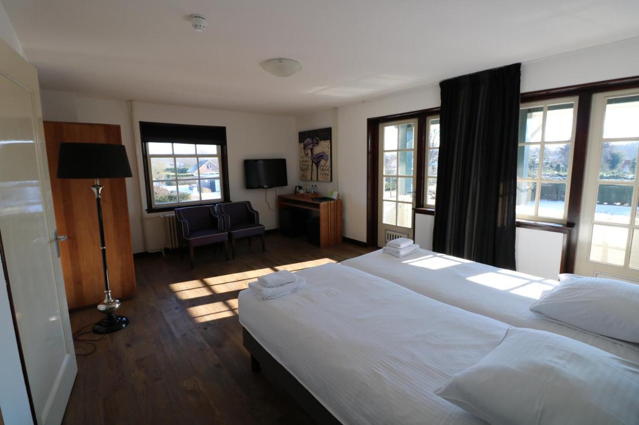 Strandhotel Dennenbos 东卡佩勒 外观 照片