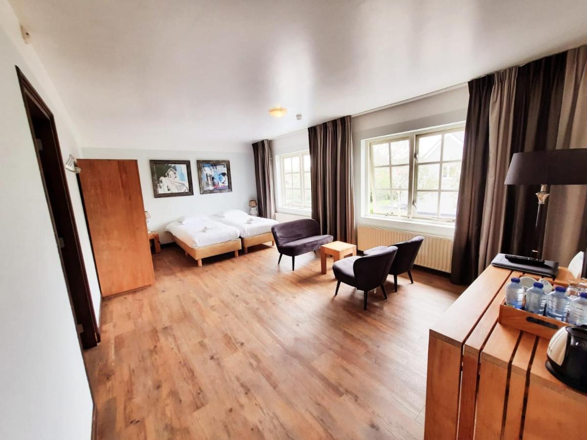 Strandhotel Dennenbos 东卡佩勒 外观 照片
