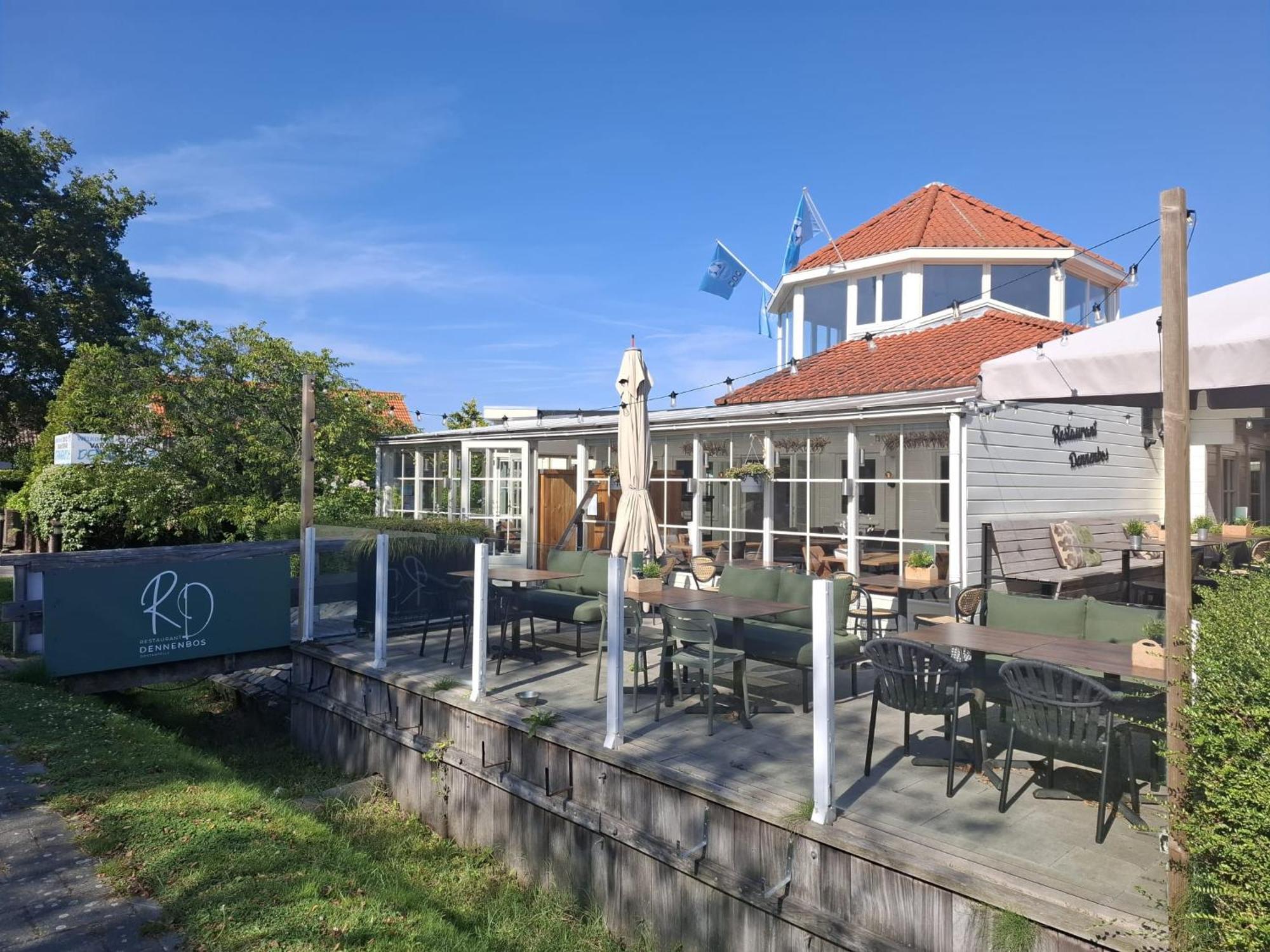 Strandhotel Dennenbos 东卡佩勒 外观 照片