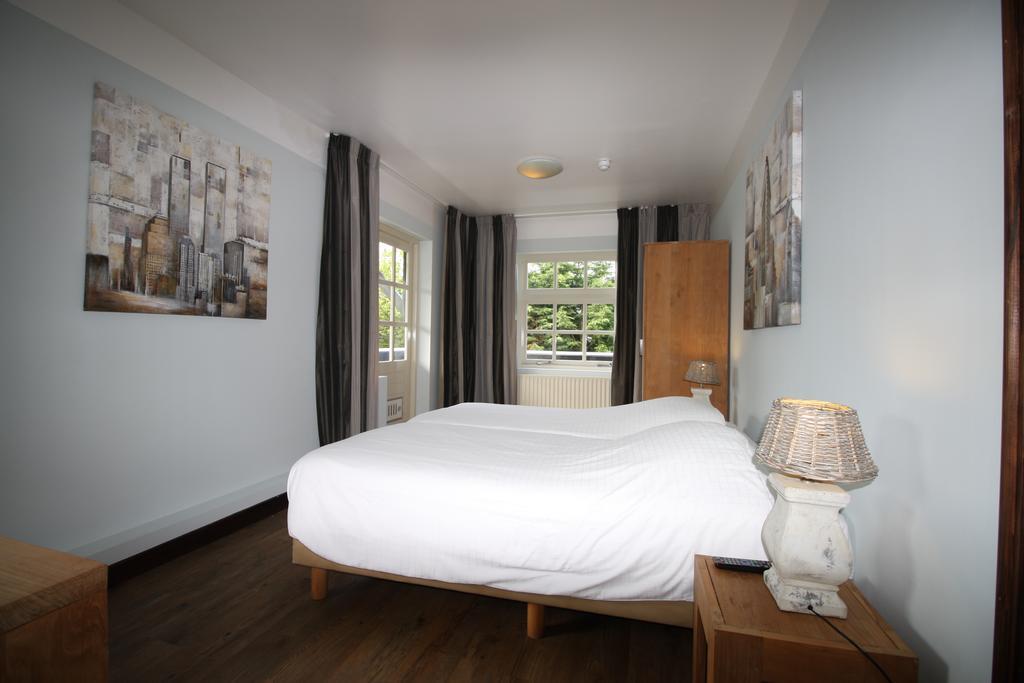 Strandhotel Dennenbos 东卡佩勒 外观 照片