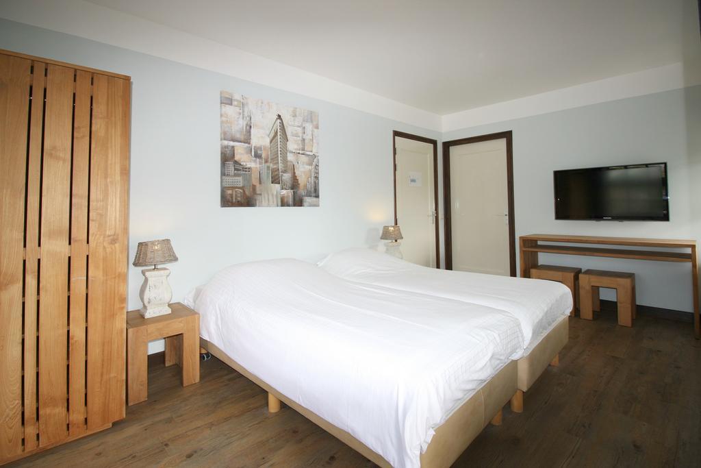 Strandhotel Dennenbos 东卡佩勒 外观 照片
