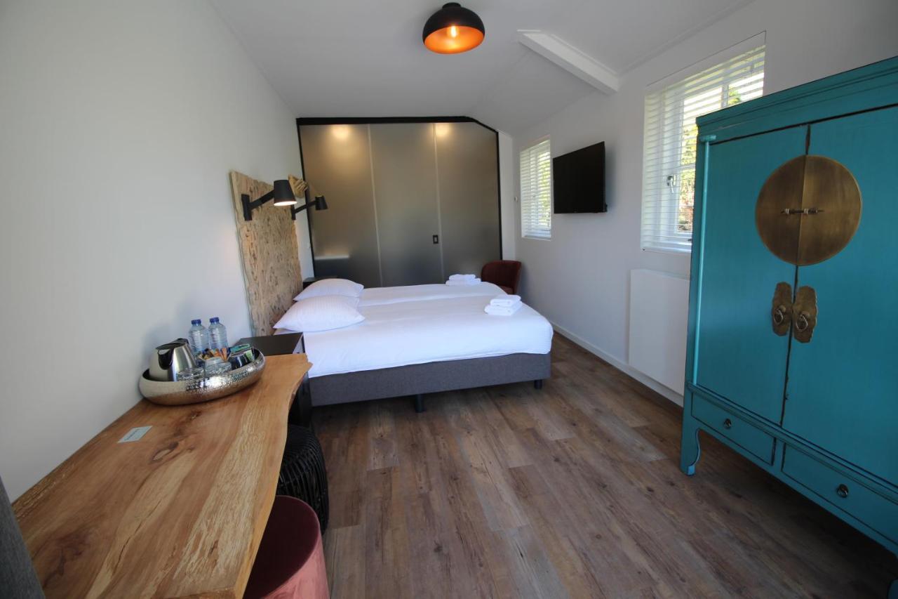 Strandhotel Dennenbos 东卡佩勒 外观 照片