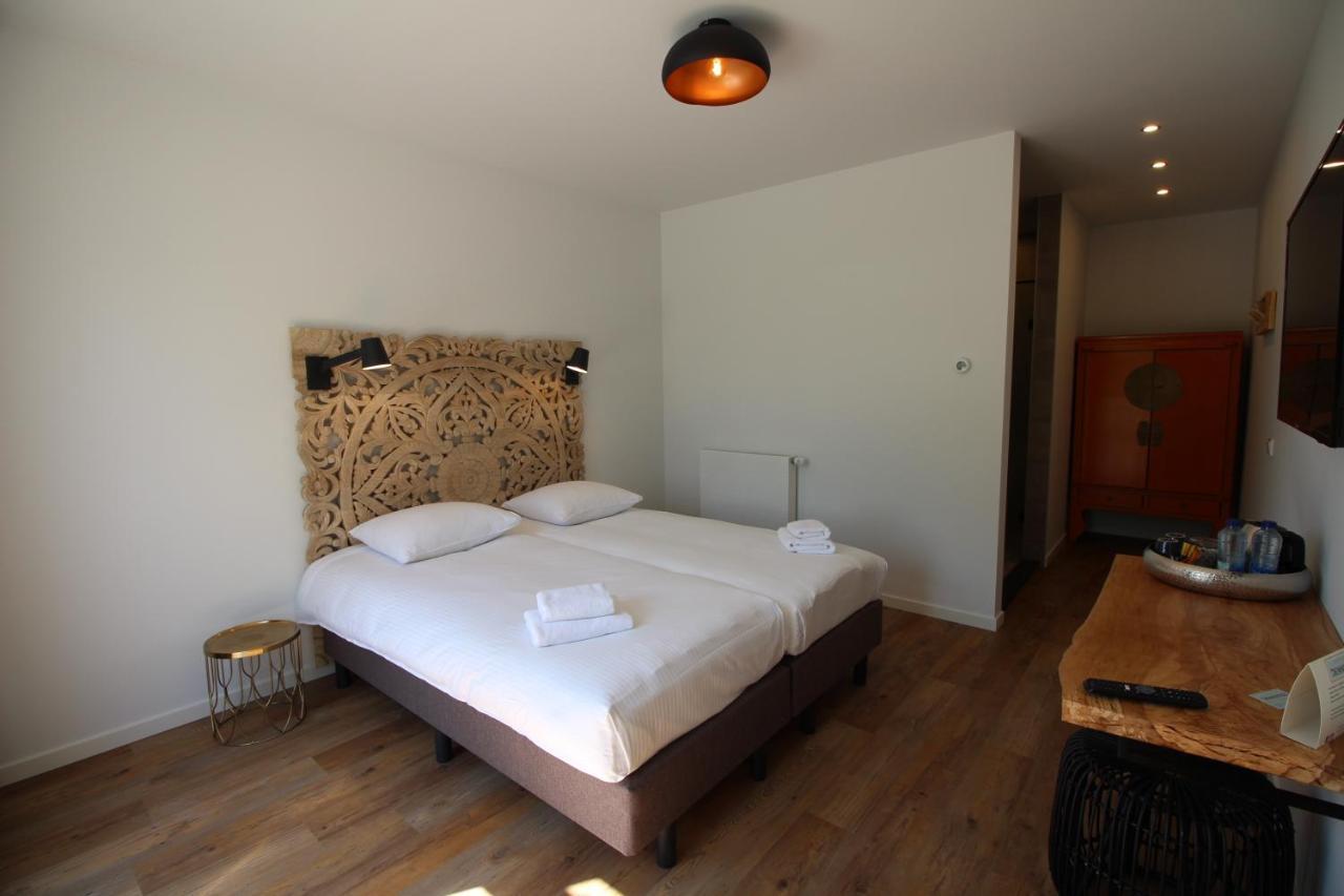 Strandhotel Dennenbos 东卡佩勒 外观 照片