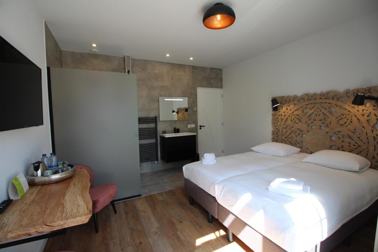 Strandhotel Dennenbos 东卡佩勒 外观 照片